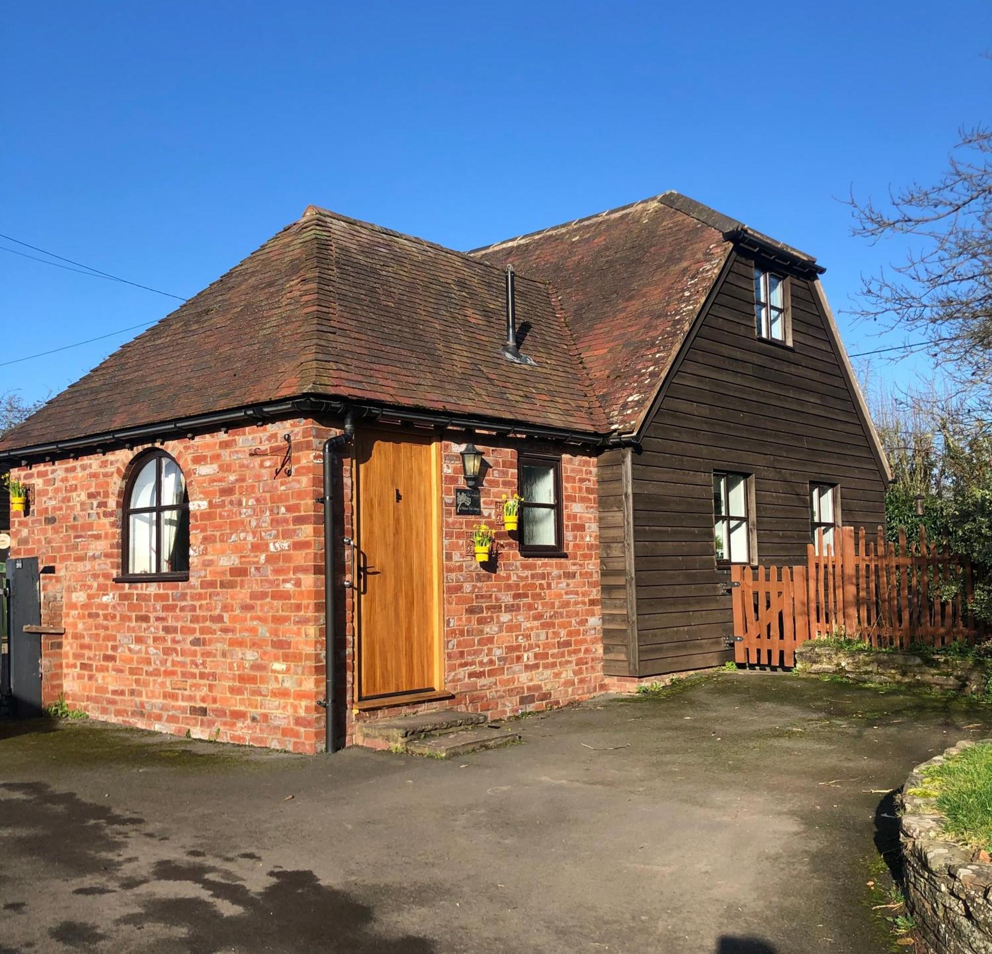 The Annexe At Walnut Tree Cottage Hope under Dinmore Zewnętrze zdjęcie